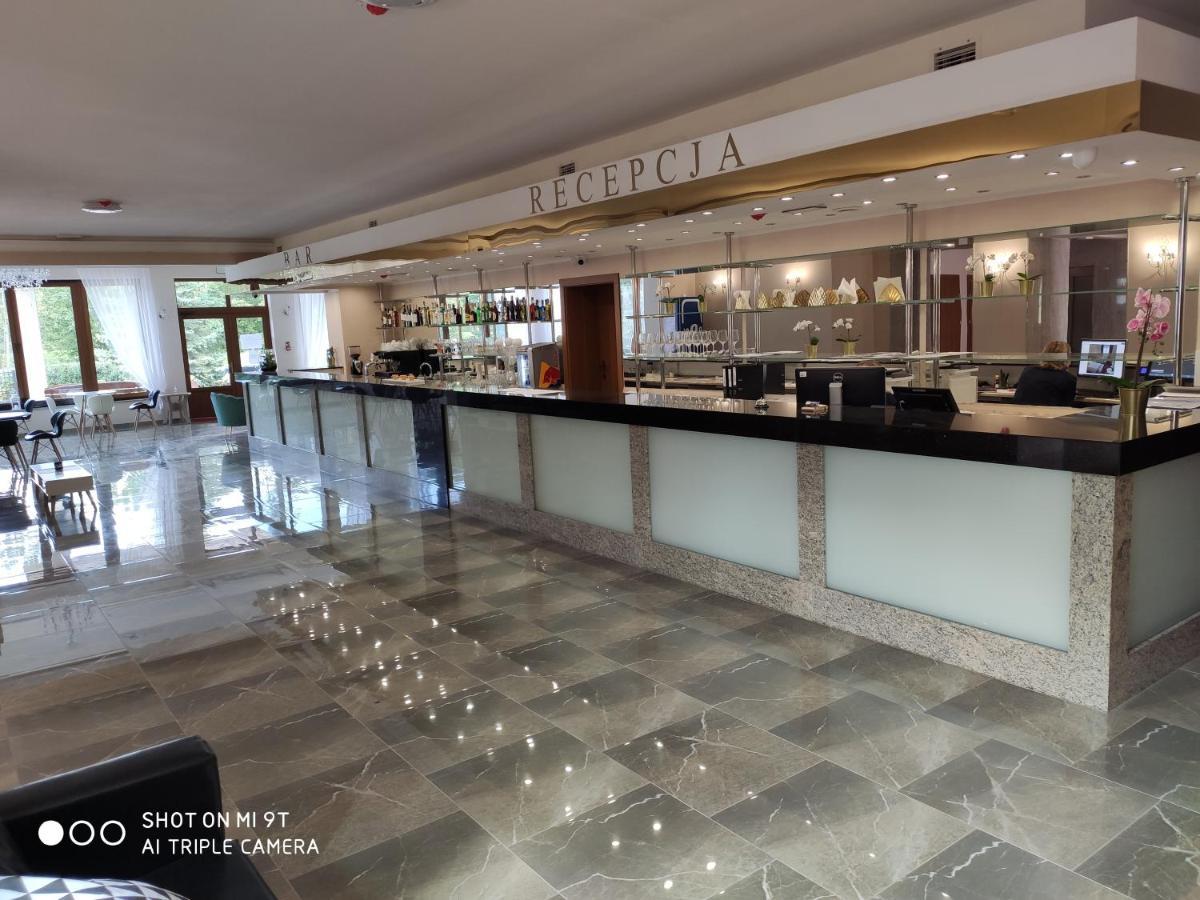 Hotel I Restauracja Admiral Legnica Luaran gambar
